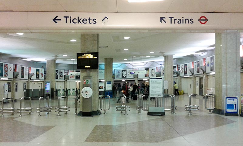 Станция метро Хитроу терминал 4 (Heathrow Terminal 4)